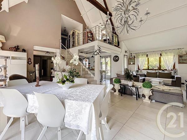 Maison à vendre  8 pièces - 240 m2 ST FARGEAU PONTHIERRY - 77