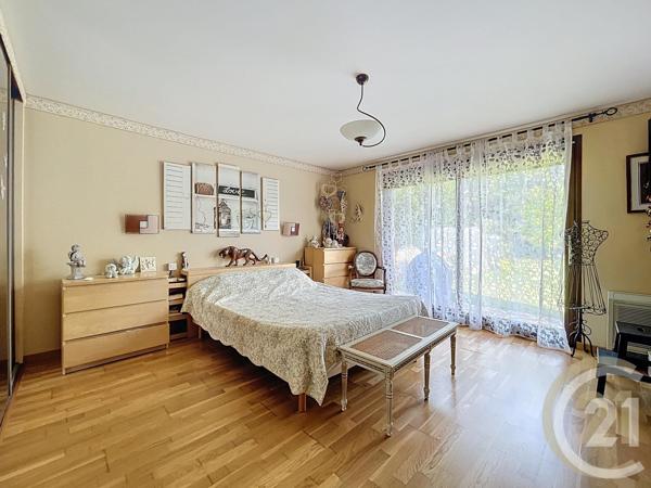 Maison à vendre  8 pièces - 240 m2 ST FARGEAU PONTHIERRY - 77