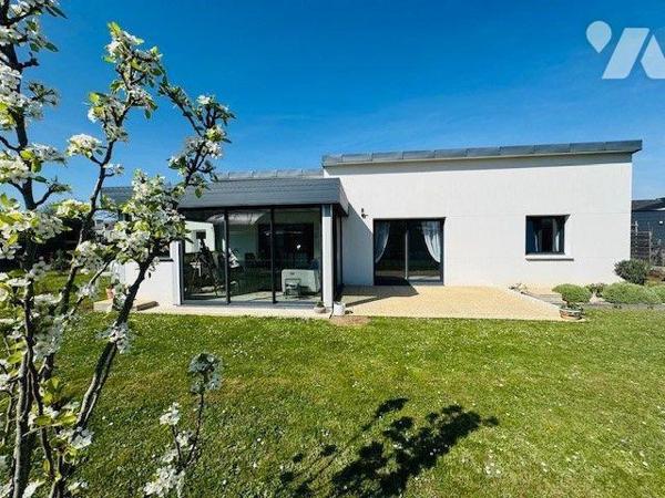 A vendre maison MOELAN SUR MER (29)

Découvrez cette maison de plain-pied construite en 2021,...