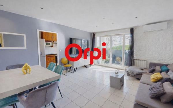 Appartement à vendre    4 pièces • 74,48 m2 Vaulx-en-Velin