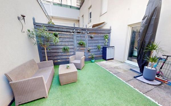 Appartement à vendre    4 pièces • 74,48 m2 Vaulx-en-Velin