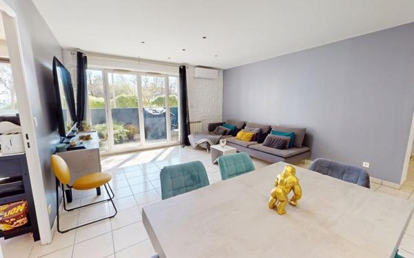 Appartement à vendre    4 pièces • 74,48 m2 Vaulx-en-Velin