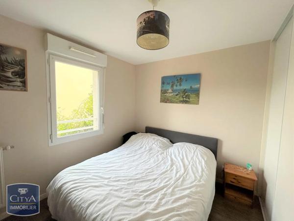 Appartement à louer 2 pièces 47.65m² Panazol (87350)