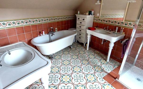 Maison à vendre    8 pièces •  Saint-Sauflieu