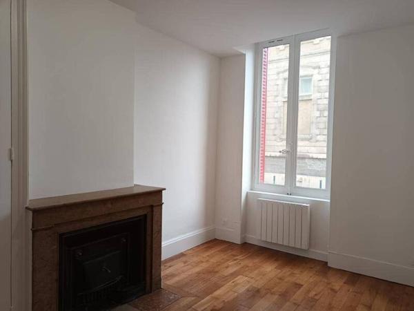 Appartement 2 pièces                                        - 69009 Lyon 9e  Arrondissement Réf : 5236