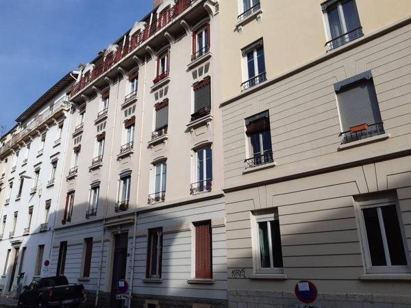 Appartement 2 pièces                                        - 69009 Lyon 9e  Arrondissement Réf : 5236