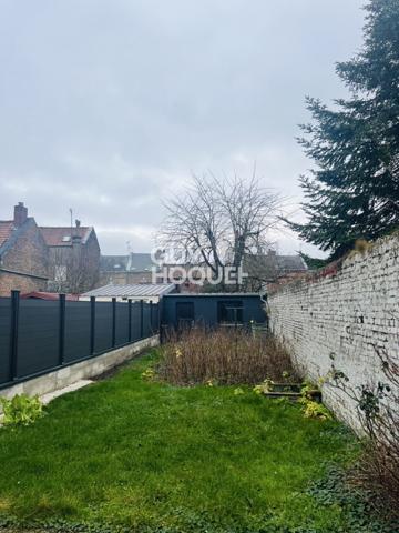 MAISON AVEC JARDIN D'ENVIRON 115M²