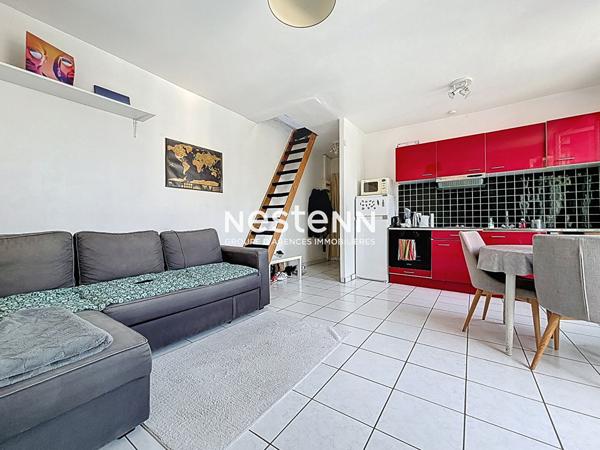 ISSY LES MOULINEAUX - QUARTIER SAINT ETIENNE - VENDU LOUÉ - Appartement 2 pièces duplex en dernier étage