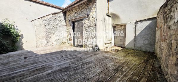 A VENDRE EN EXCLUSIVITÉ AGENCE IDIMMO : Maison spacieuse avec patio - Beaumont-du-Gâtinais (77890) Beaumont-du-Gâtinais (77890)