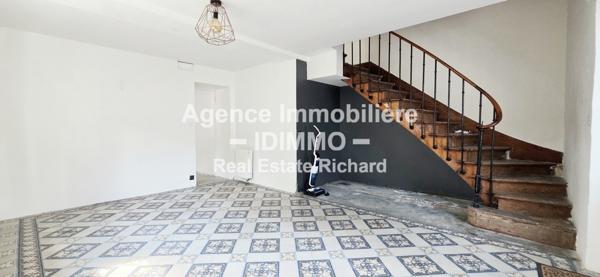 A VENDRE EN EXCLUSIVITÉ AGENCE IDIMMO : Maison spacieuse avec patio - Beaumont-du-Gâtinais (77890) Beaumont-du-Gâtinais (77890)