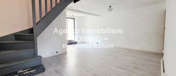 A VENDRE EN EXCLUSIVITÉ AGENCE IDIMMO : Maison spacieuse avec patio - Beaumont-du-Gâtinais (77890) Beaumont-du-Gâtinais (77890)