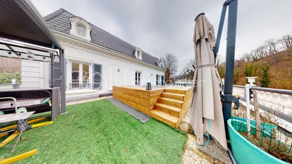 Appartement de 246 m²