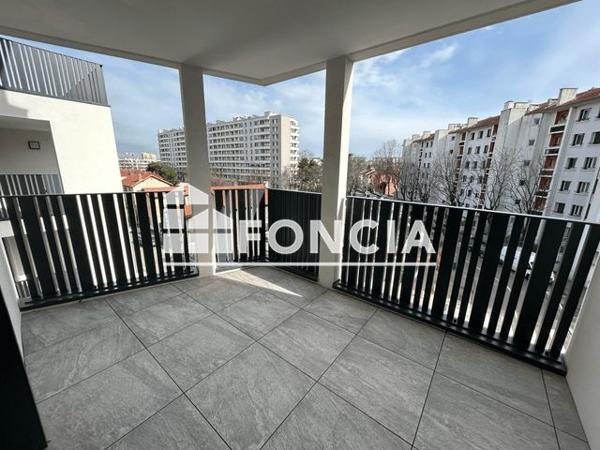 Location Appartement 3 pièces 64 m² - RESIDENCE ELEGANCE 8 Lyon 69008