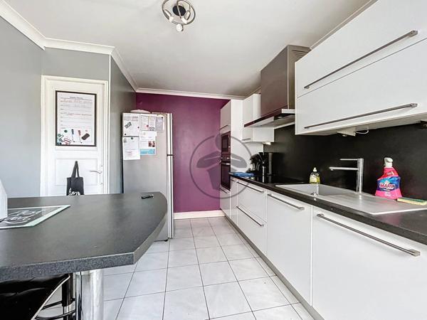 Vente Maison 4 pièces 77 m2 à Saint-Quentin