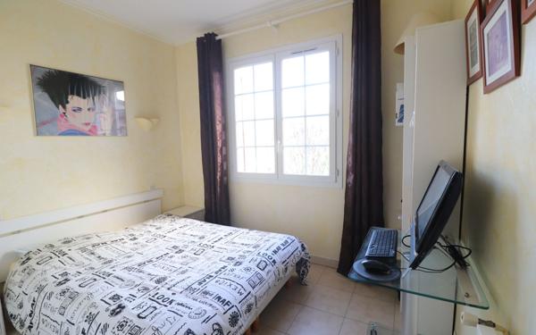 Maison à vendre    5 pièces •  Contes