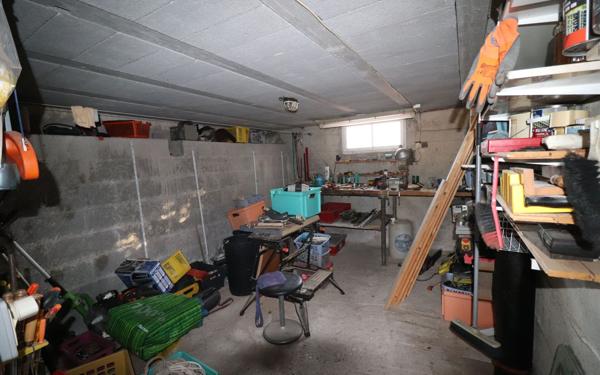 Maison à vendre    5 pièces •  Contes