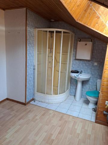 A VENDRE T1 BIS SAINT LAURENT DU PONT ( 38380)