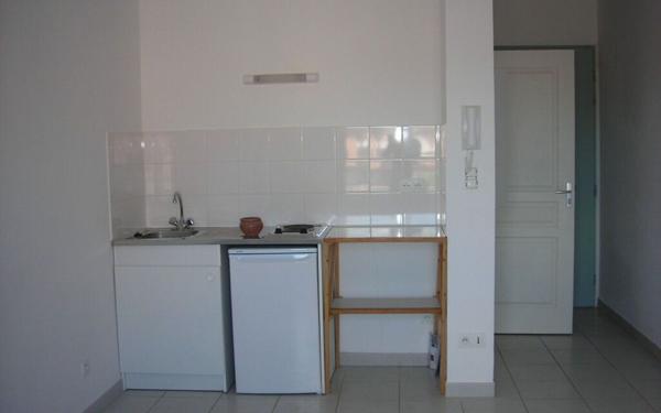 Appartement à louer    1 pièce • 21,89 m2 Nîmes