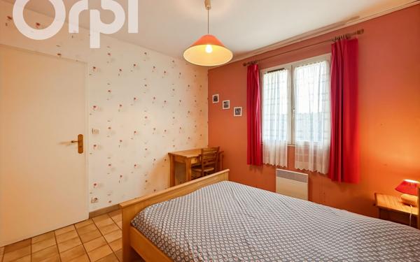 Maison à louer    3 pièces •  Vogüé