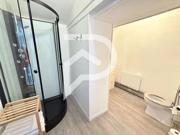 Immeuble 6 pièces 169.94 m2