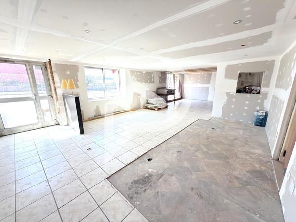 Immeuble 6 pièces 169.94 m2
