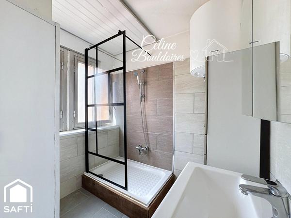 T3 lumineux avec grand balcon vitré – Petite copropriété – Keruscun