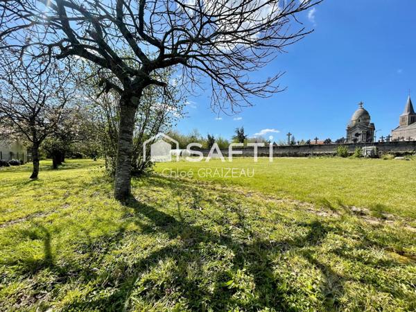 Terrain constructible de 1400m²