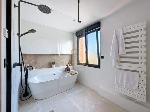 Maison mitoyenne 2 côtés Marcq-en-Baroeul 160 m²