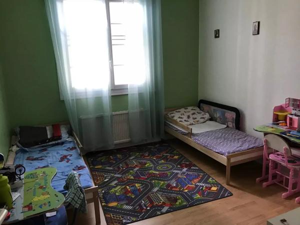 maison de ville dans Thouars