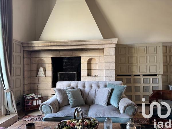 Demeure 8 pièces de 400 m² à Buc (78530)