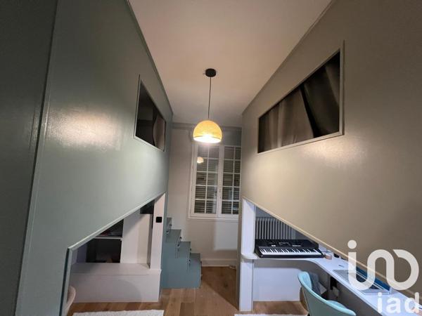 Demeure 8 pièces de 400 m² à Buc (78530)