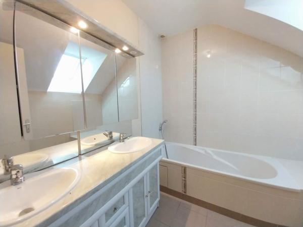 Maison à vendre à Saint-Gilles en Ille-et-Vilaine (35590), ref : 030/72973   
En sortie de ville