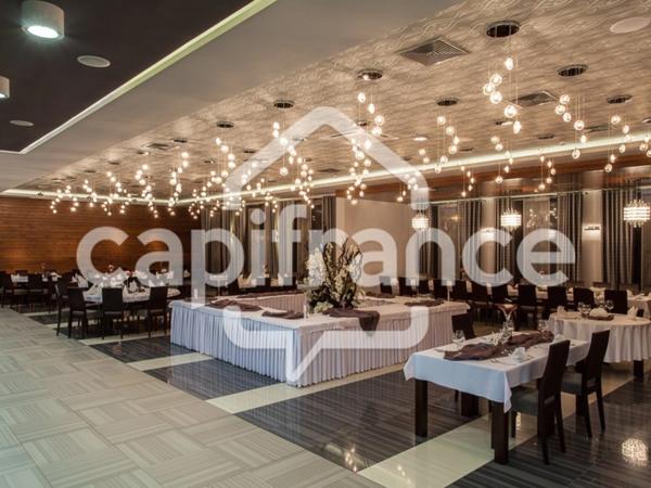 Domaine événementiel d'exception – +1,1 M€ CA – Rentabilité +250 K€ – Fonds & murs à vendre dans l'Hérault (34)