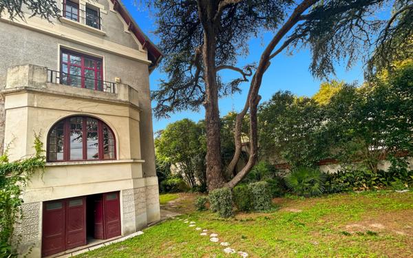 Maison à vendre    6 pièces •  Toulouse