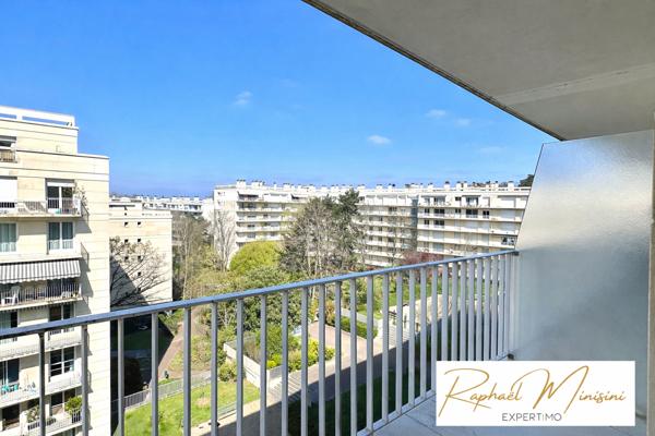 Versailles (78000) T2 44,12 m² – Exposition Ouest, très lumineux – Balcon 11 m² – Ascenseur cave parking