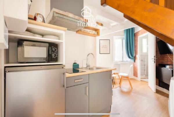 Immeuble
                                                                                                                                                
                                                                                                                                                
                                                                                                                                                
                                                    
                                                                                                                                                                                                                                                                                                                        73  m²                                                                                                                                                                                                         1 etage(s)