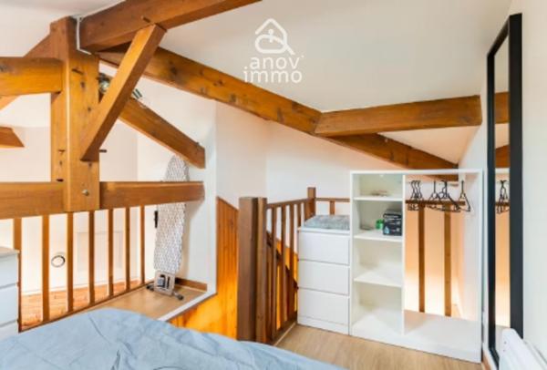 Immeuble
                                                                                                                                                
                                                                                                                                                
                                                                                                                                                
                                                    
                                                                                                                                                                                                                                                                                                                        73  m²                                                                                                                                                                                                         1 etage(s)
