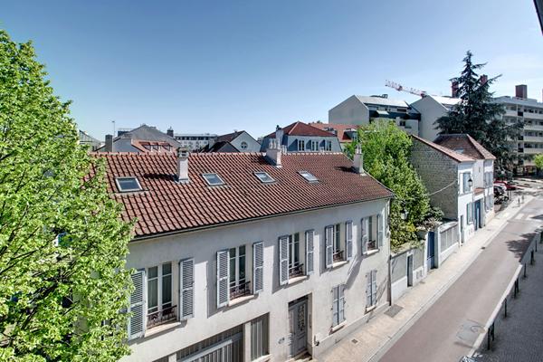 STUDIO RUEIL-MALMAISON PLEIN COEUR DE VILLE - A 150m DE LA MAIRIE