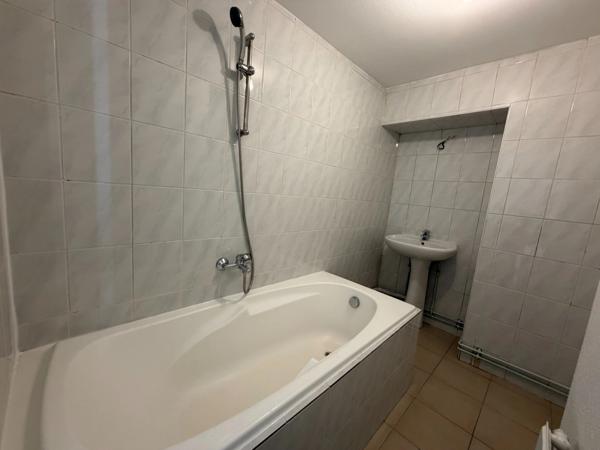 Appartement à vendre 4 pièces REHON (54)