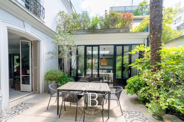 Neuilly-sur-Seine, Maison 5 Chambres -  300 m² à vendre