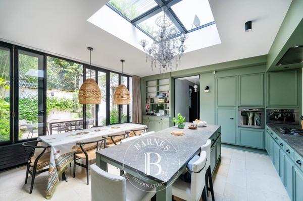 Neuilly-sur-Seine, Maison 5 Chambres -  300 m² à vendre