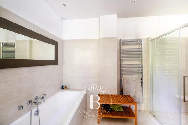 Neuilly-sur-Seine, Maison 5 Chambres -  300 m² à vendre