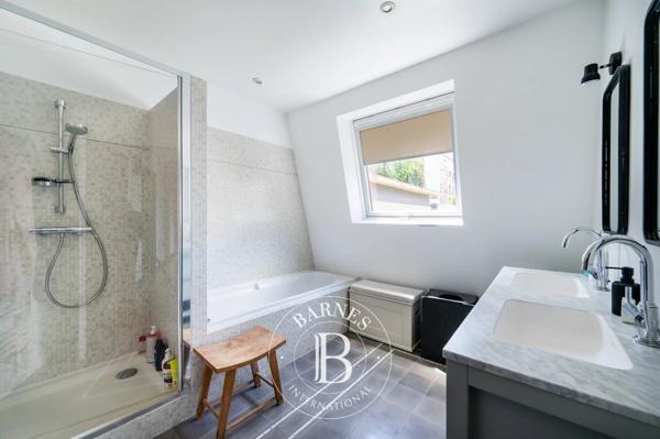 Neuilly-sur-Seine, Maison 5 Chambres -  300 m² à vendre