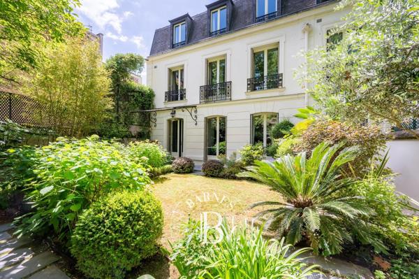 Neuilly-sur-Seine, Maison 5 Chambres -  300 m² à vendre