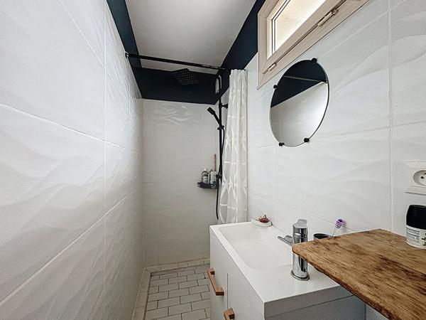 Maison Saint Laurent De La Plaine