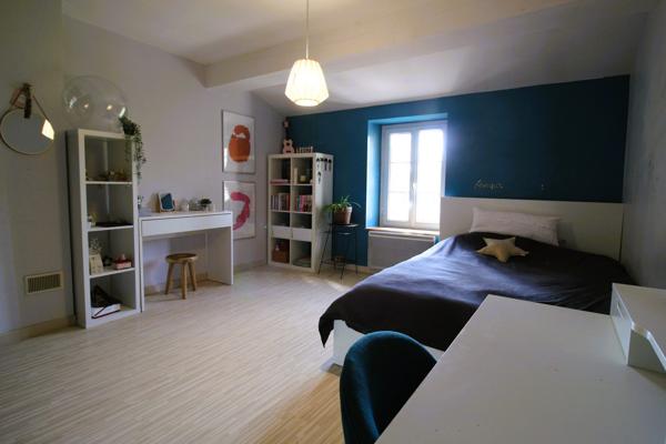 Propriété de charme rénovée – 175 m² – Coup de cœur assuré – Thil