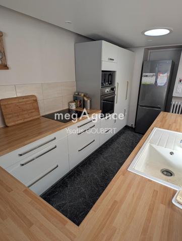 Maison à CHERBOURG-EN-COTENTIN, 50100 - 7 pièces 197m²