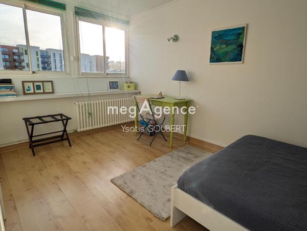 Maison à CHERBOURG-EN-COTENTIN, 50100 - 7 pièces 197m²