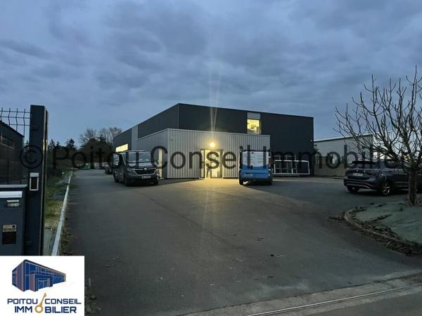 MURS D’ACTIVITE 460 M2 ECHIRE FONCIER CLOS PROCHE NIORT ET PEAGE A10