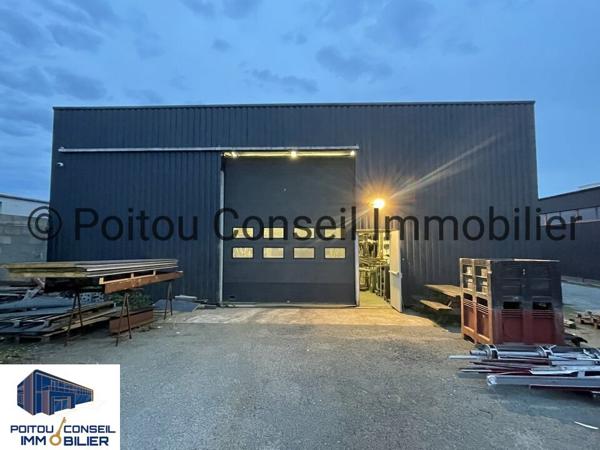 MURS D’ACTIVITE 460 M2 ECHIRE FONCIER CLOS PROCHE NIORT ET PEAGE A10